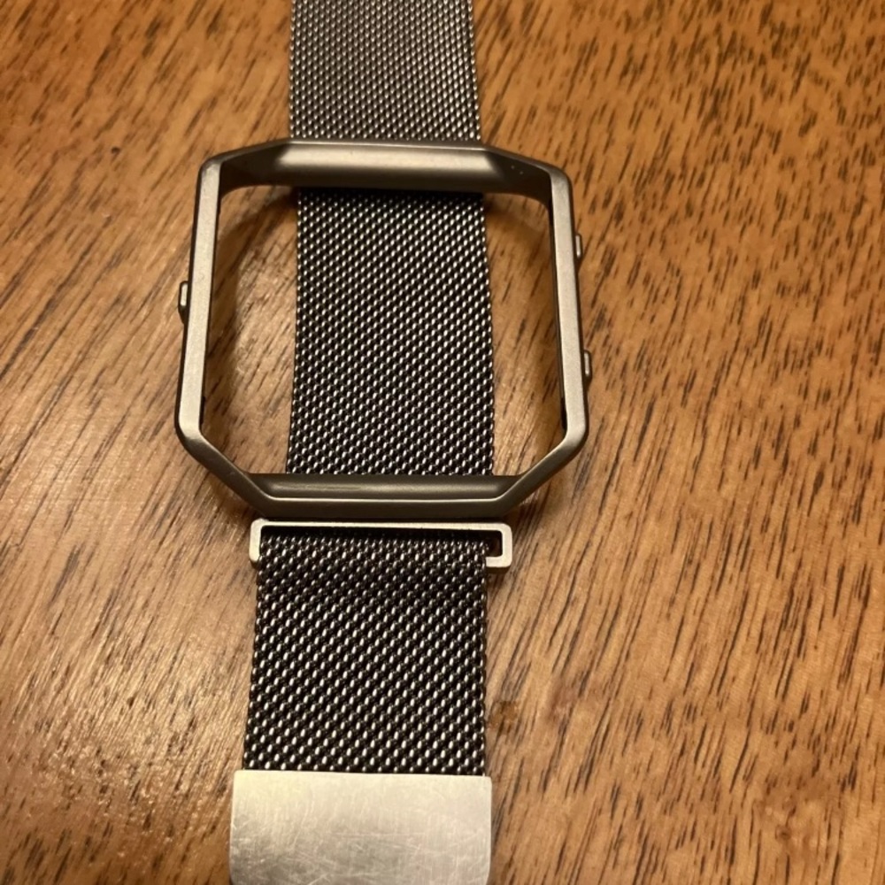 Stainless Steel Mesh band for Fitbit Blaze - Picture 2 of 5